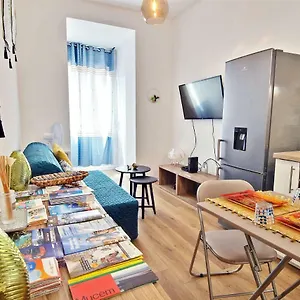 Beautiful Flat In Vieux Port Marsiglia